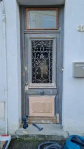 pose de survitrage - rénovation de porte d'entrée
